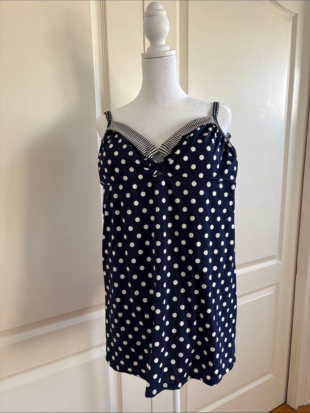 24 & OCEAN WOMANS SWIMSUIT SIZE 16